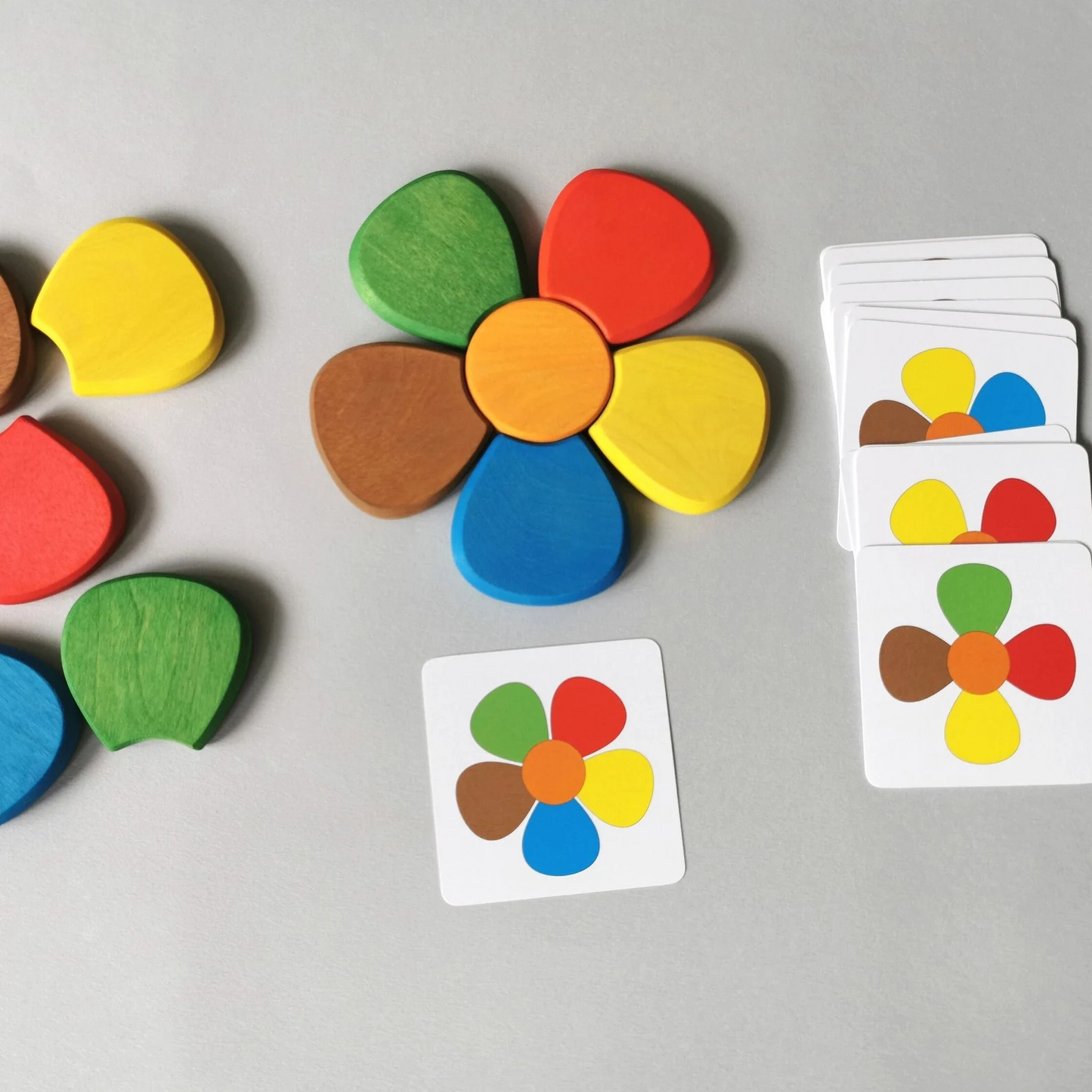 Flower Puzzle Pattern Building Activity